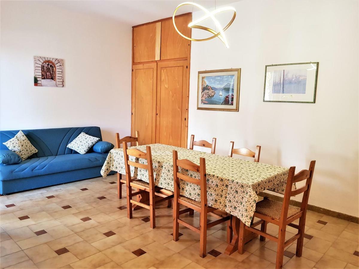 Appartamento Con Giardino Sul Mare 加利波利 外观 照片