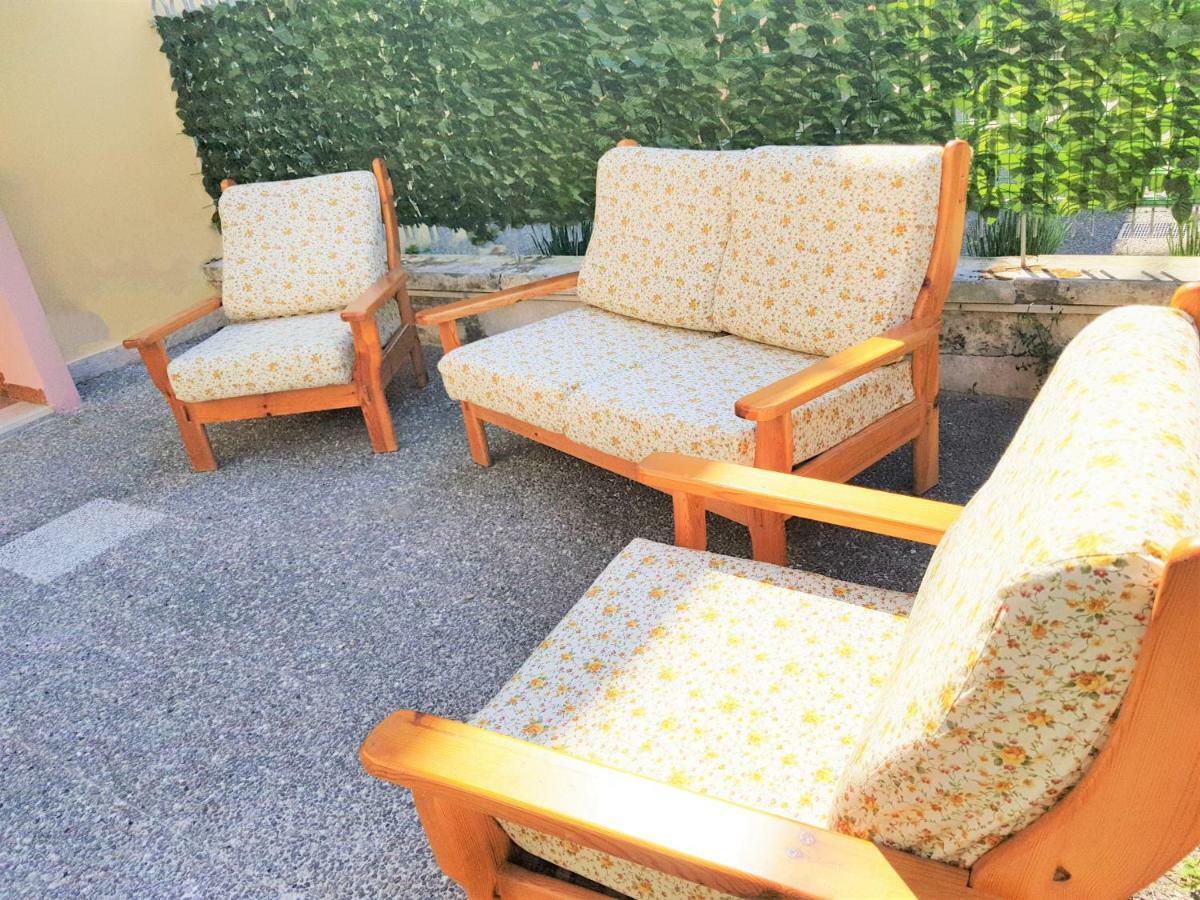Appartamento Con Giardino Sul Mare 加利波利 外观 照片